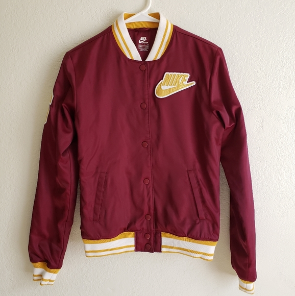 Nike Jackets & Blazers - NIKE Tech SPORTSWEAR Thermore Jacket Size S